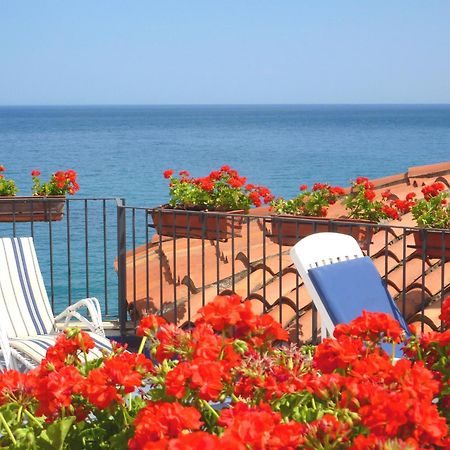 Hotel Palladio Giardini-Naxos Exterior foto